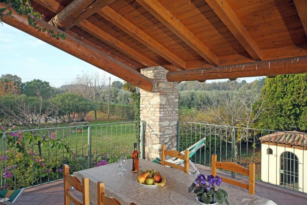 Agriturismo La Breda Guest House San Felice del Benaco Phòng bức ảnh