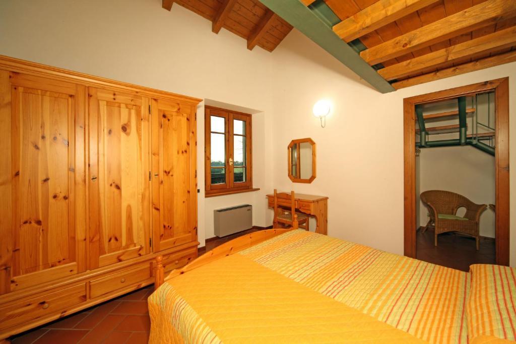 Agriturismo La Breda Guest House San Felice del Benaco Phòng bức ảnh