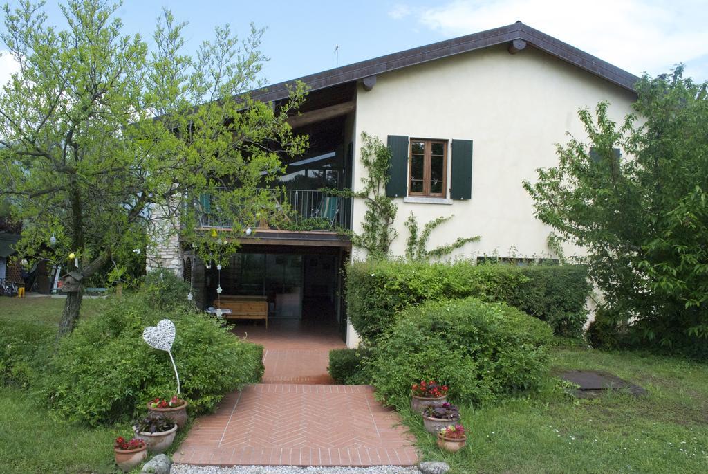 Agriturismo La Breda Guest House San Felice del Benaco Ngoại thất bức ảnh